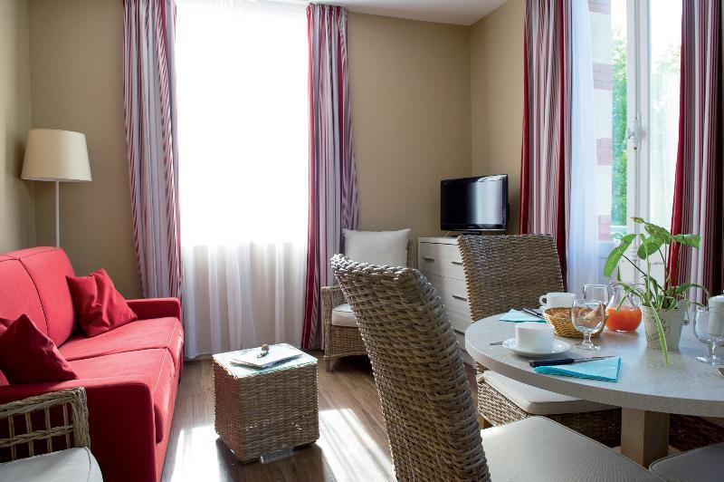 Residence De Tourisme Vacances Bleues Villa Regina 阿卡雄 外观 照片