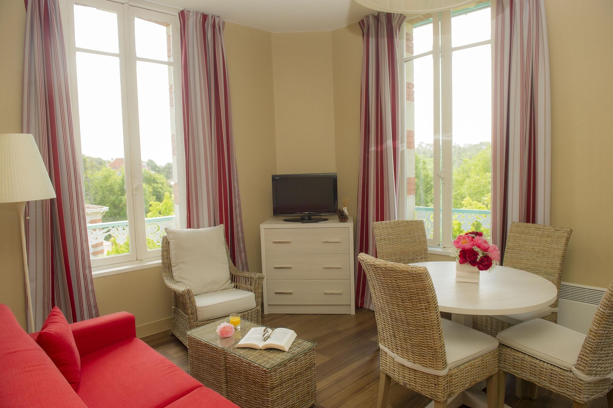 Residence De Tourisme Vacances Bleues Villa Regina 阿卡雄 外观 照片
